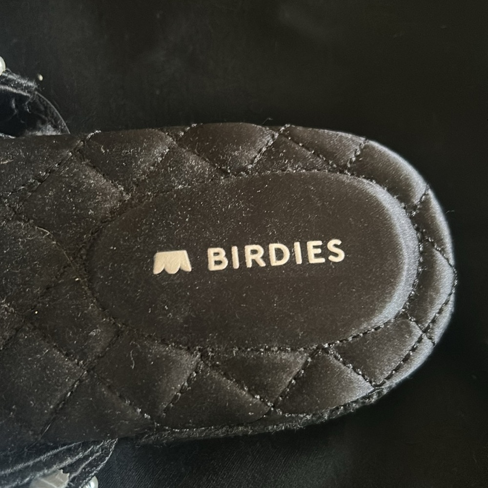 Birdies black mule with pearl detail. Size 8 - Picture 2 of 2